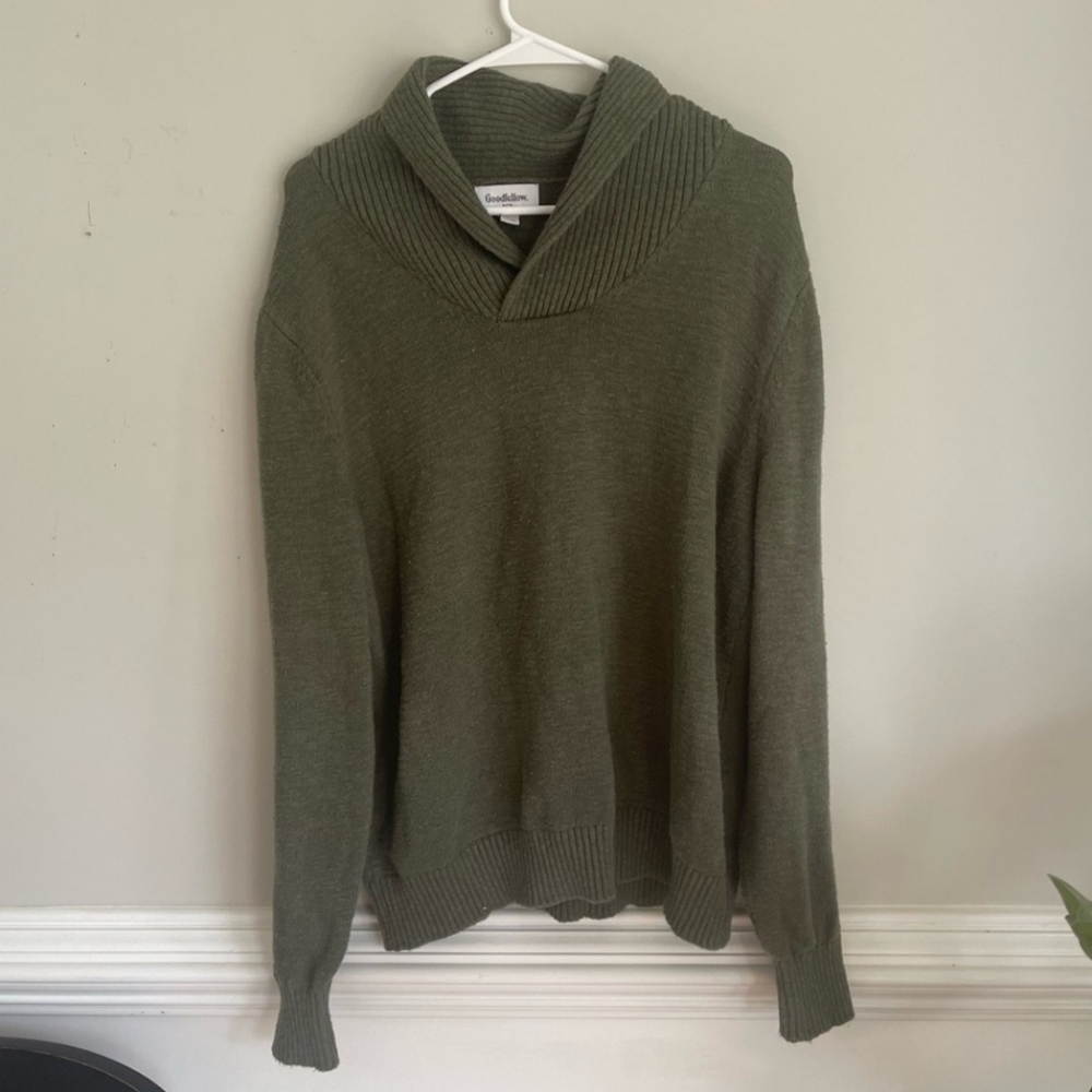 EPLC - Men's Cozy Sweater